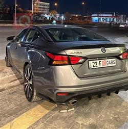 نيسان ألتيما